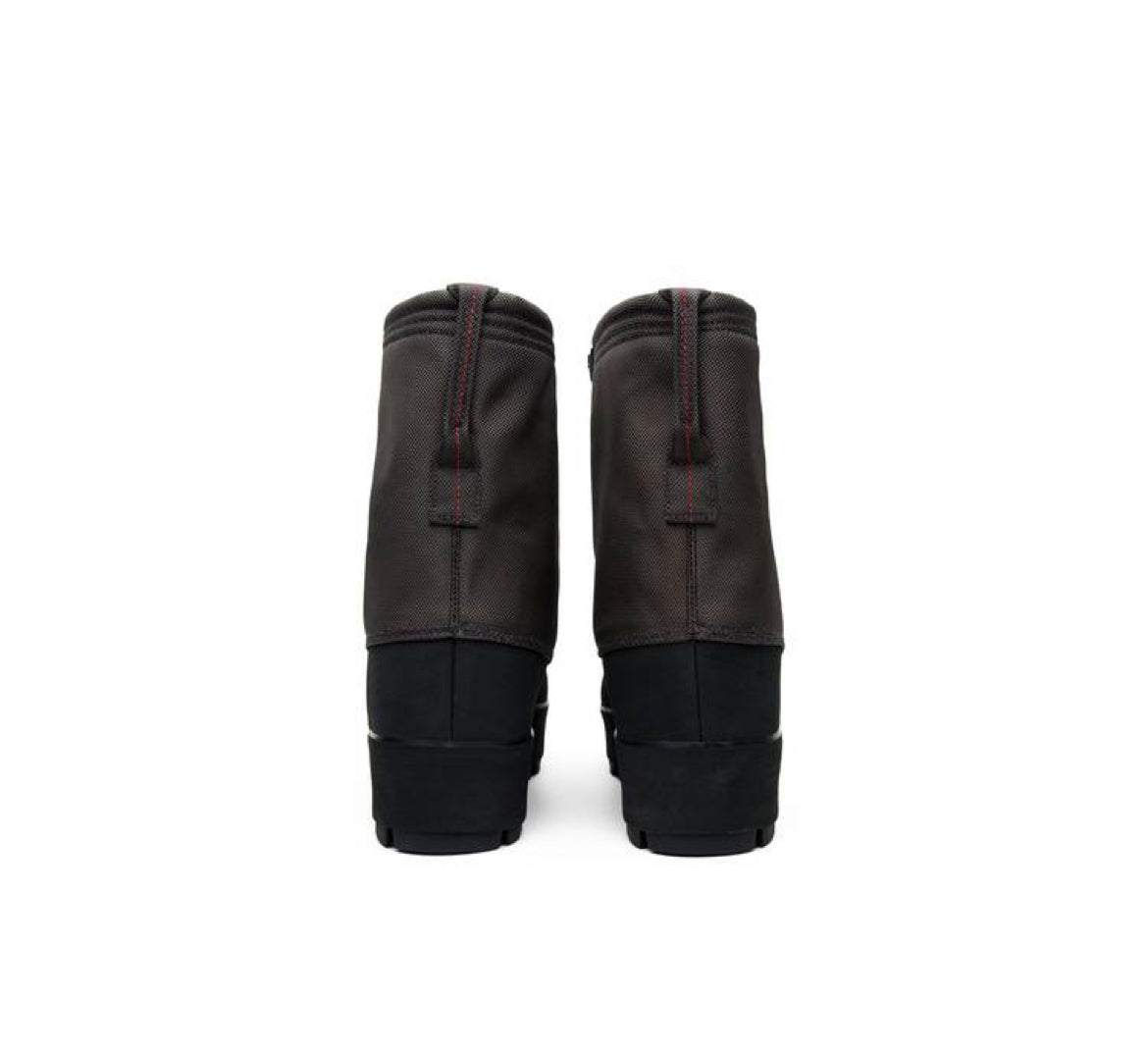 Yeezy 950 Pirate Black (2023)