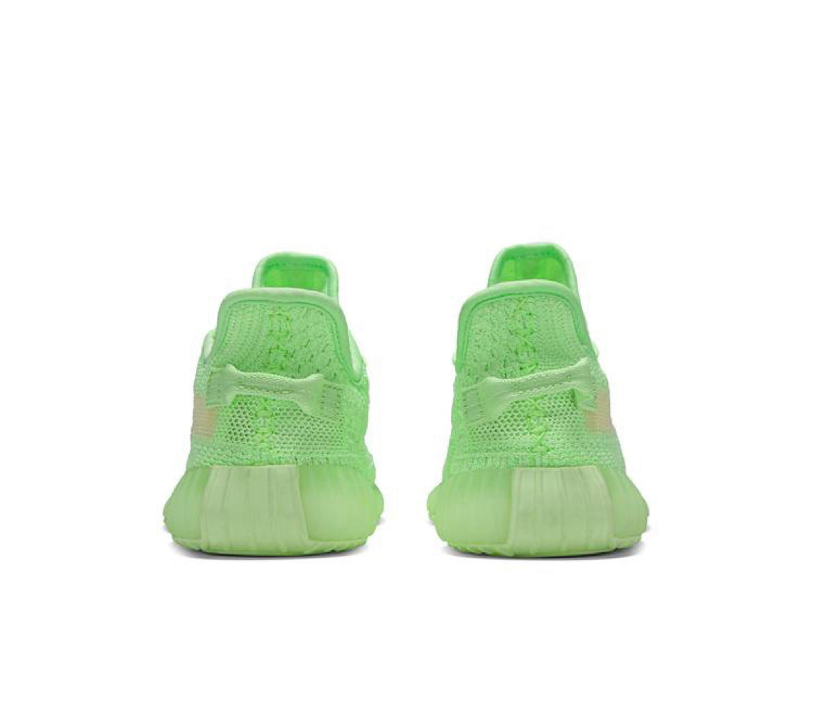 Yeezy Boost 350 V2 Glow (Kids)