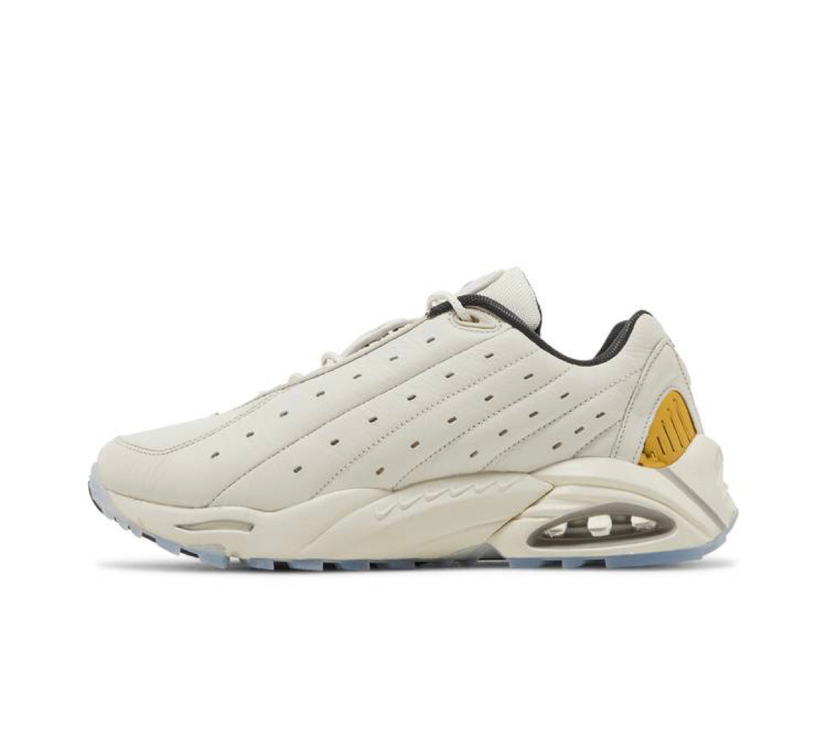 Nike Nocta Hot Step Air Terra Champagne