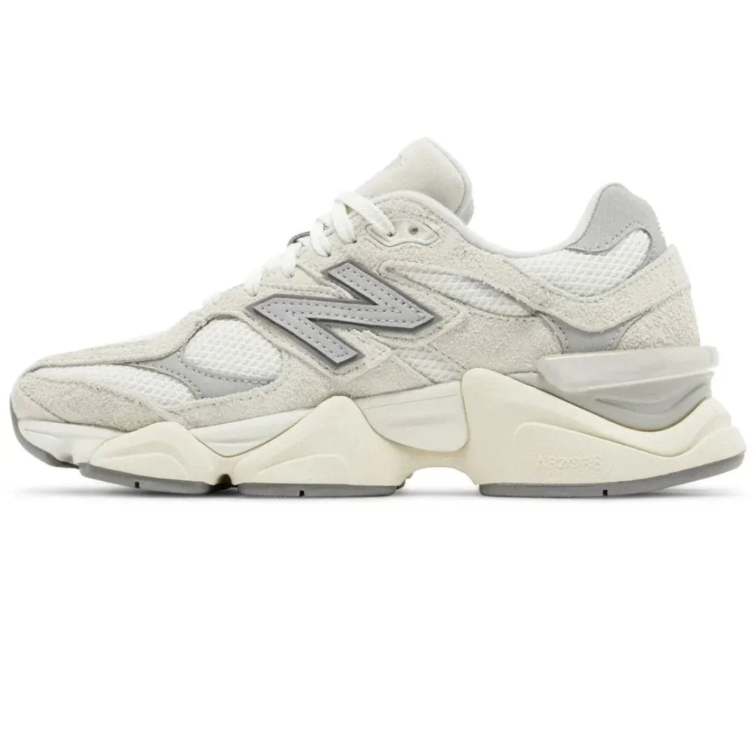 New Balance 9060 Moonbeam Sea Salt