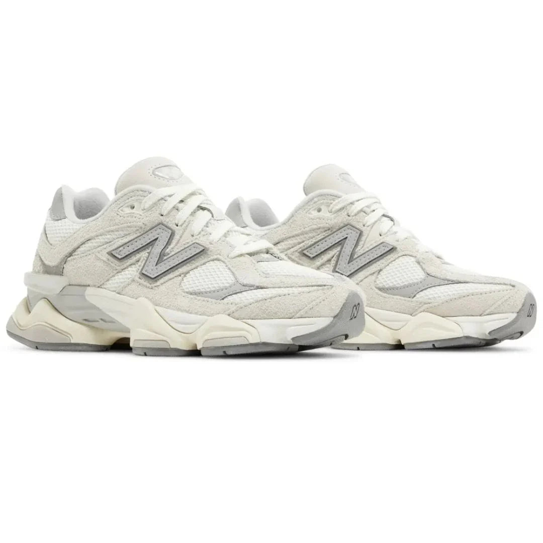New Balance 9060 Moonbeam Sea Salt
