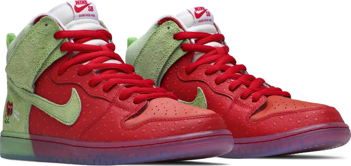 Nike Dunk High SB Strawberry Cough