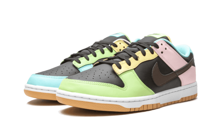 Dunk Low SE Free.99 - Black