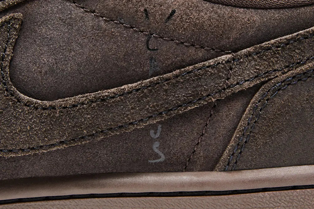 Air Jordan 1 Low Travis Scott Velvet Brown