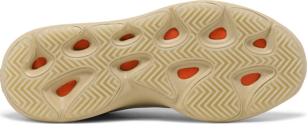 Yeezy 700 Safflower (Kids)