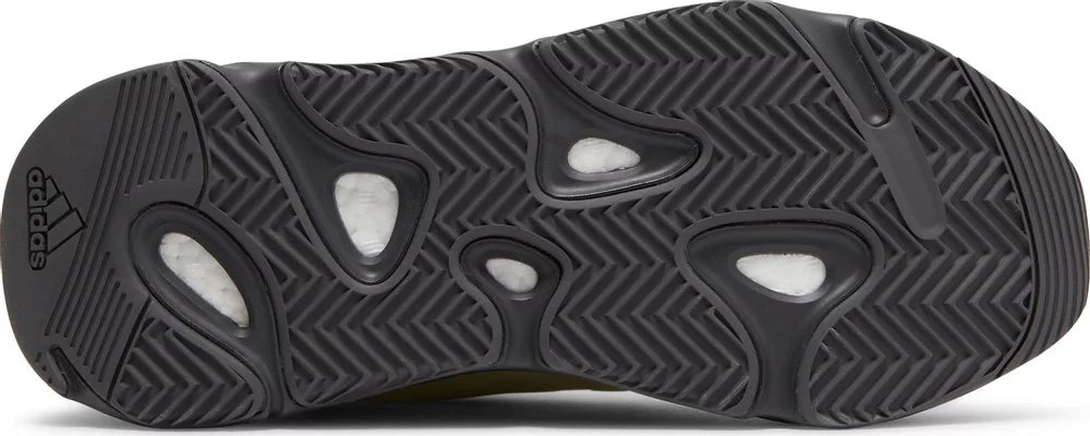 Yeezy Boost 700 MNVN Resin