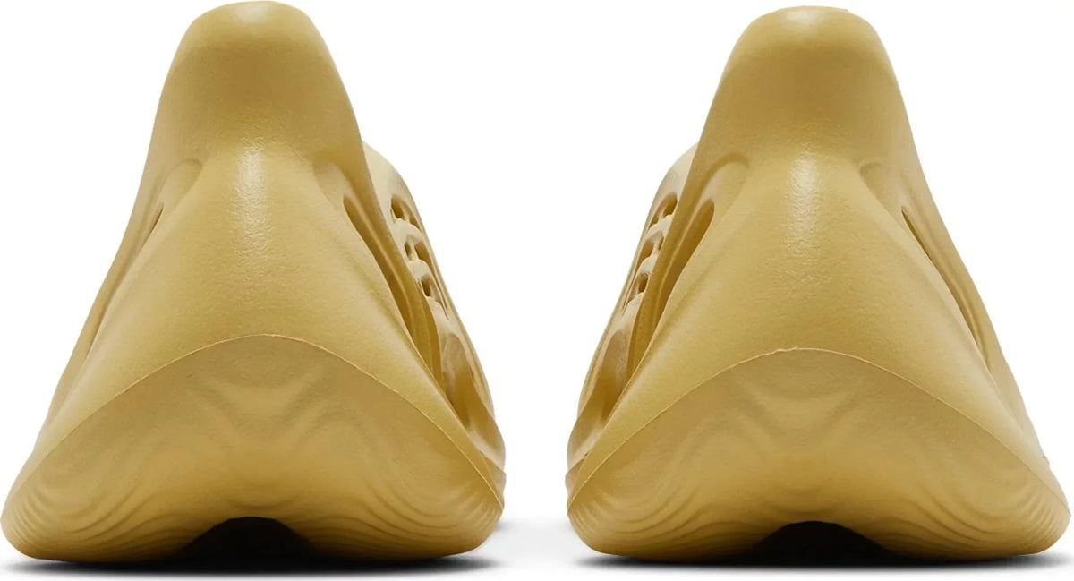 Yeezy Foam Runner Sulfur