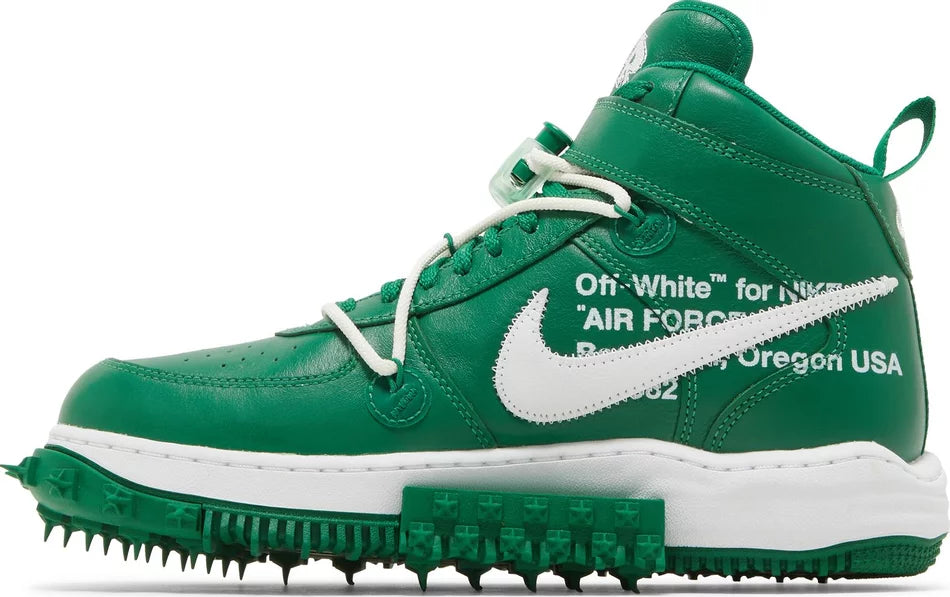 Grüne Sneaker
