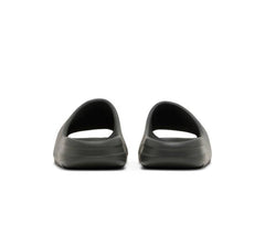 Yeezy Slide Dark Onyx