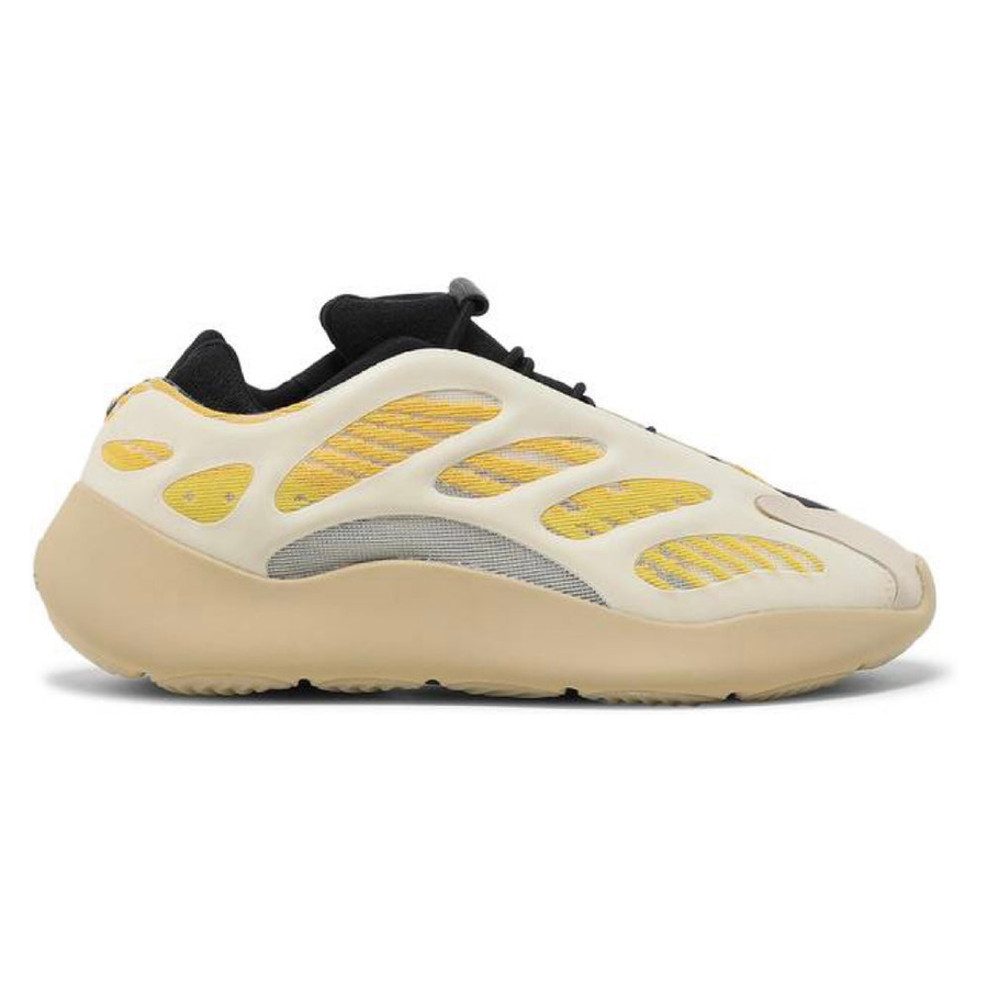 Yeezy 700 Safflower (Kids)