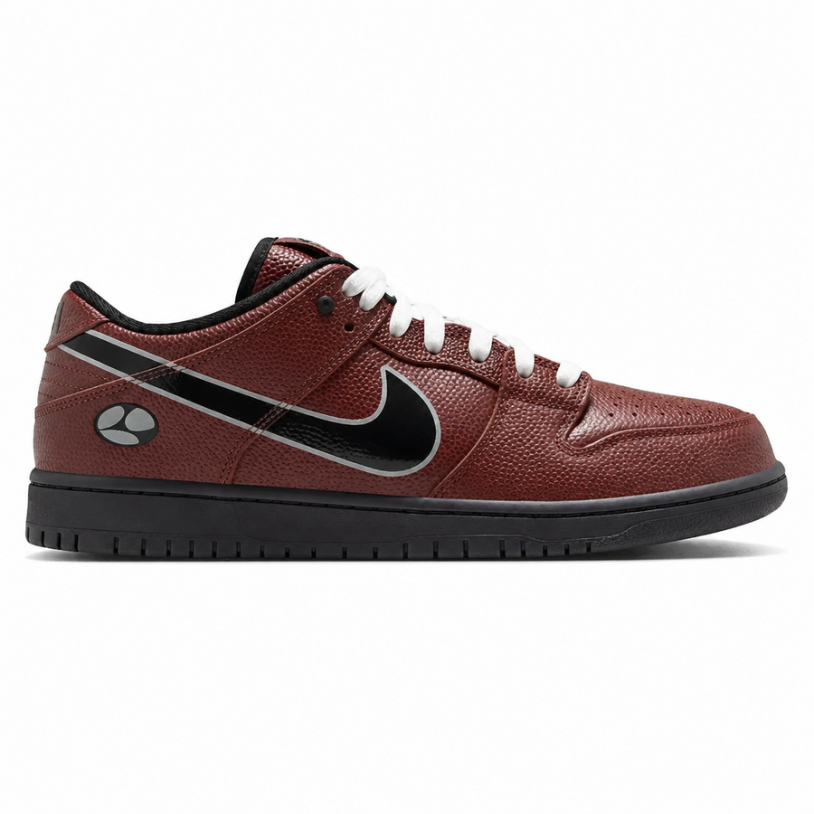 Nike SB Dunk Low Limosine Skateboards