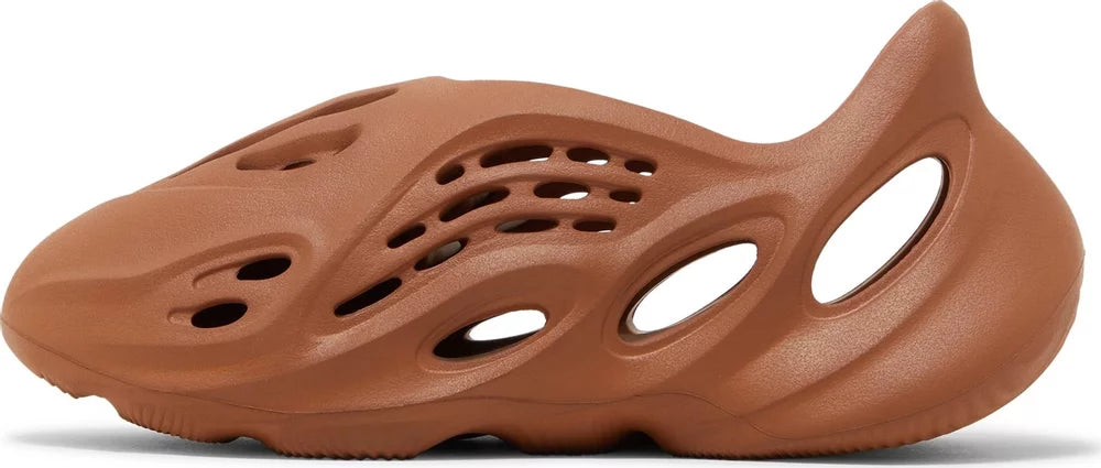 Yeezy Foam Runner Clay Red
