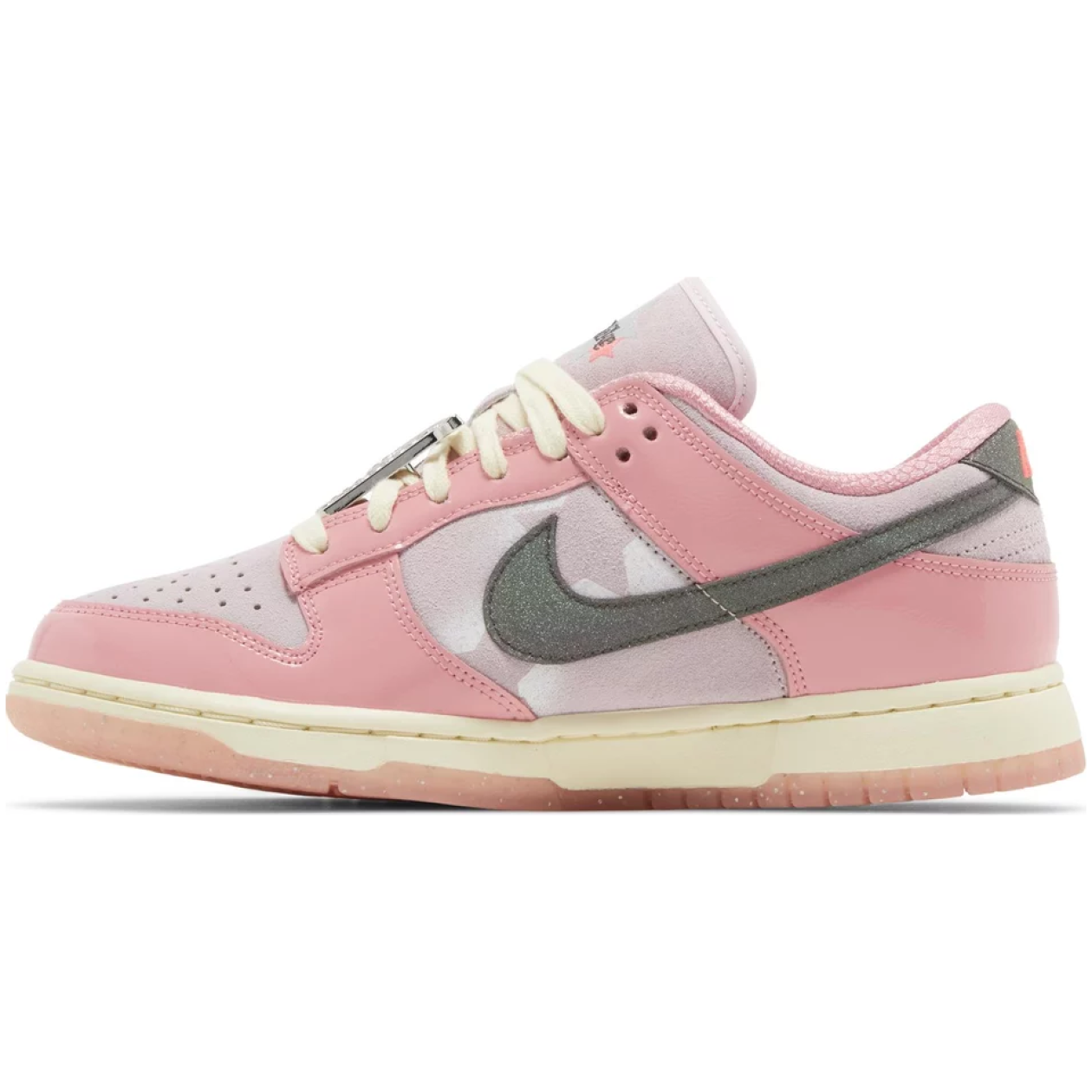 Dunk Low LX Barbie