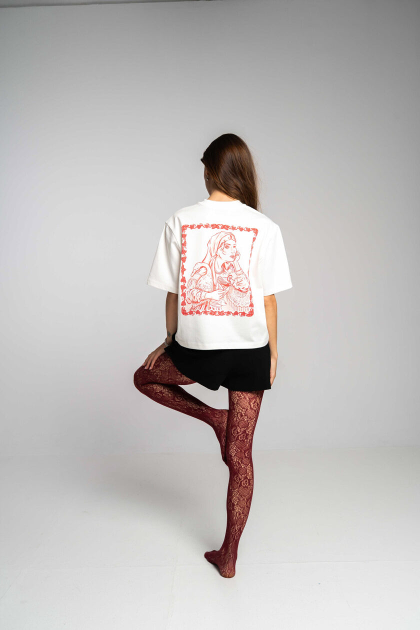 Cafe Societe  Cropped T-shirt Slavic Girl
